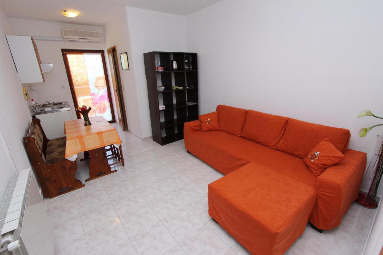 Apartments Denise โรวีน ภายนอก รูปภาพ