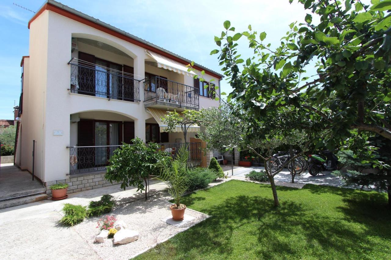 Apartments Denise โรวีน ภายนอก รูปภาพ