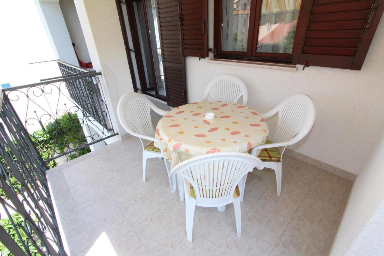 Apartments Denise โรวีน ภายนอก รูปภาพ
