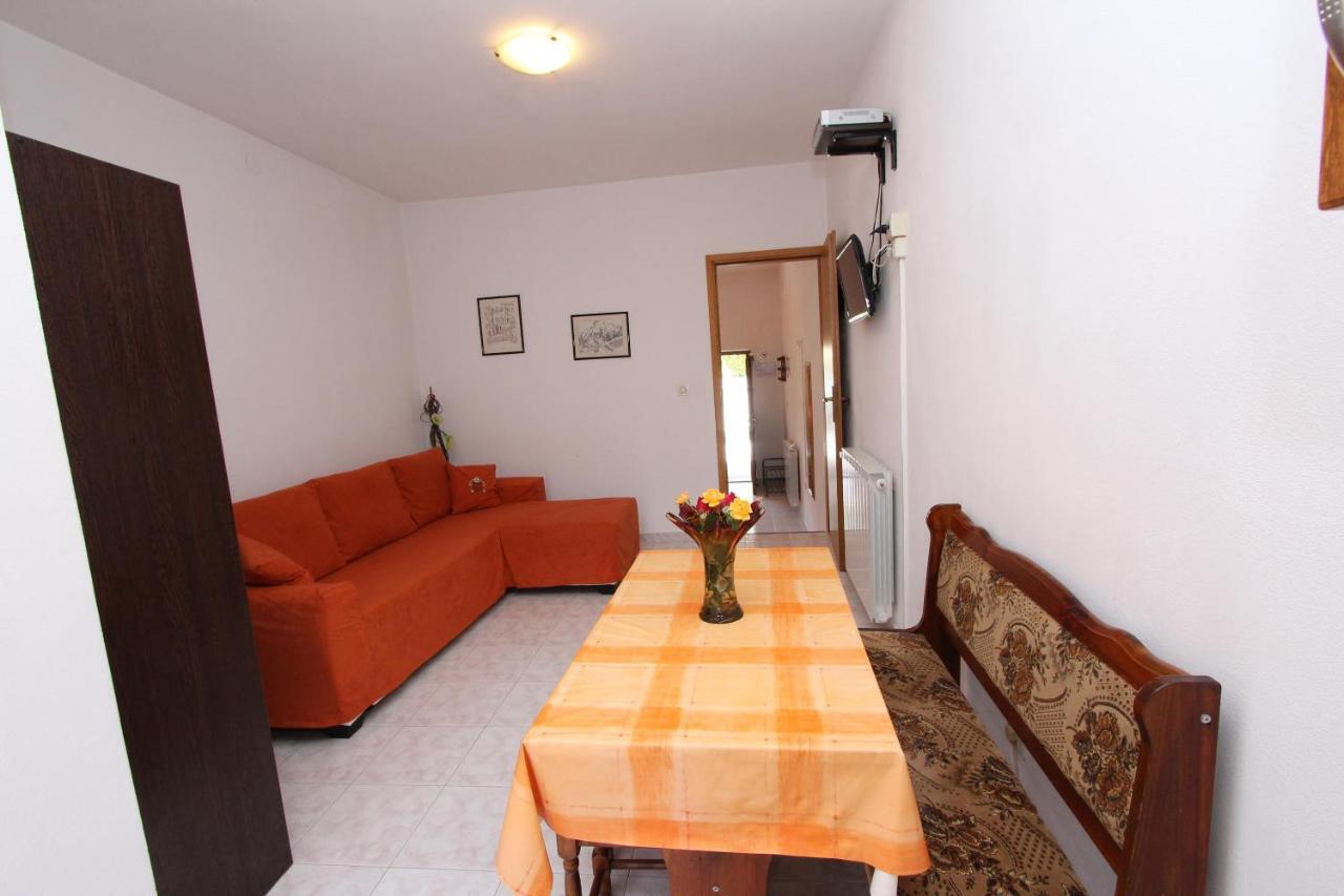 Apartments Denise โรวีน ภายนอก รูปภาพ