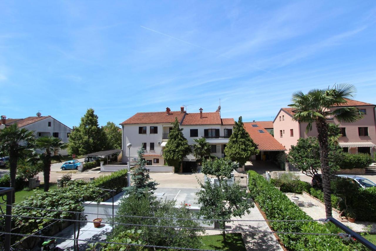 Apartments Denise โรวีน ภายนอก รูปภาพ