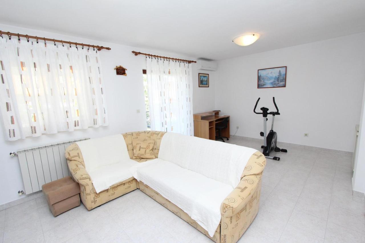Apartments Denise โรวีน ภายนอก รูปภาพ