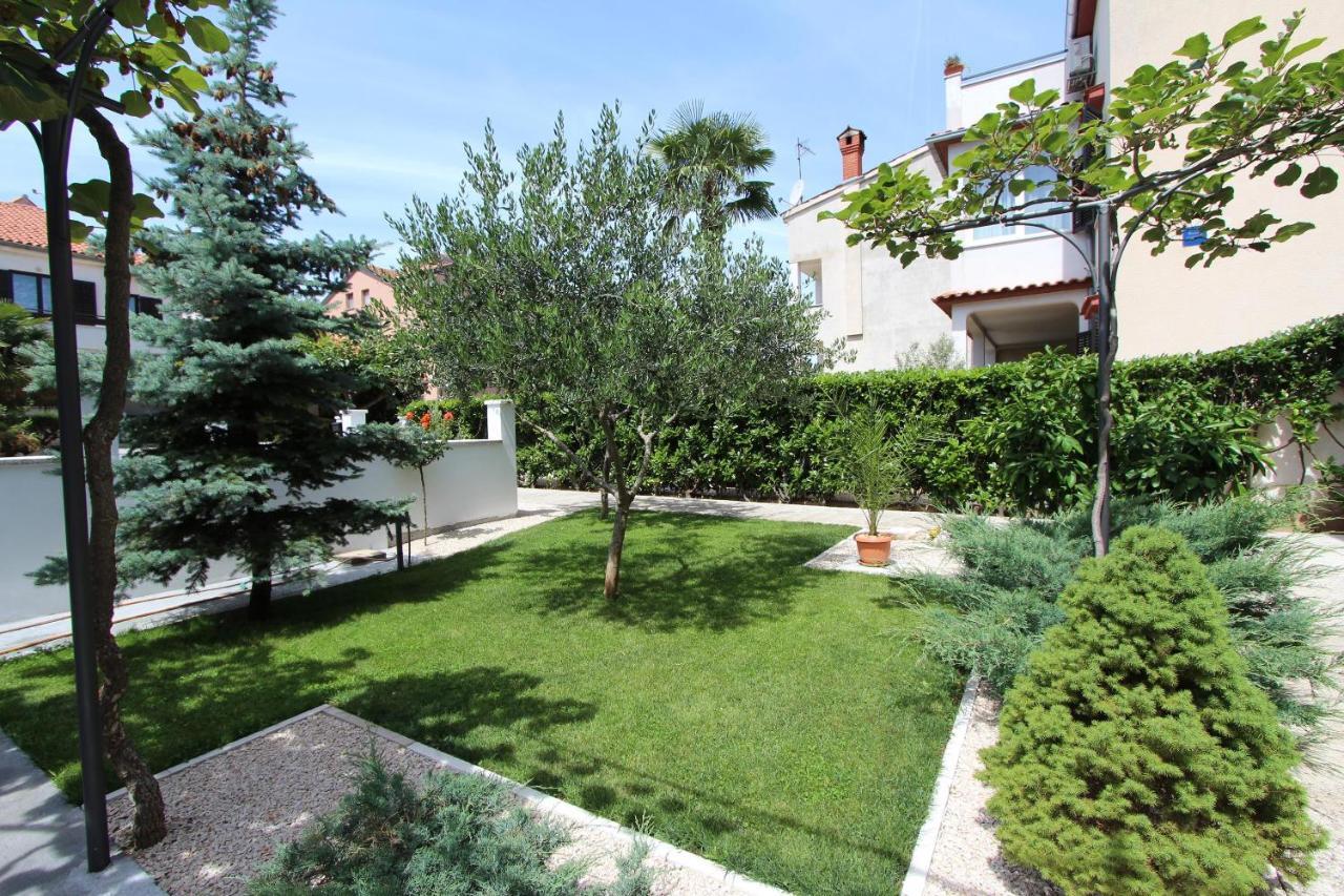 Apartments Denise โรวีน ภายนอก รูปภาพ
